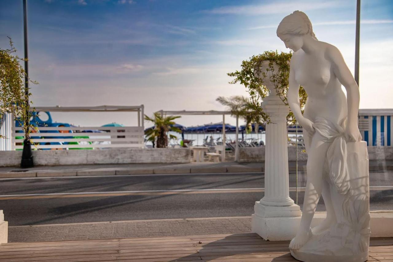 Miami Suite Hotel Bellaria-Igea Marina Exterior foto